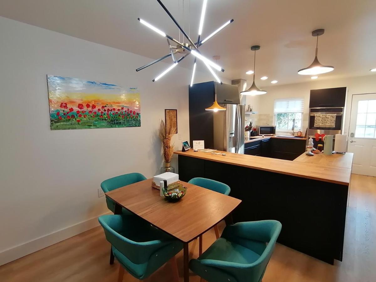 The Dacha. Cumberland Vacation Villa ภายนอก รูปภาพ